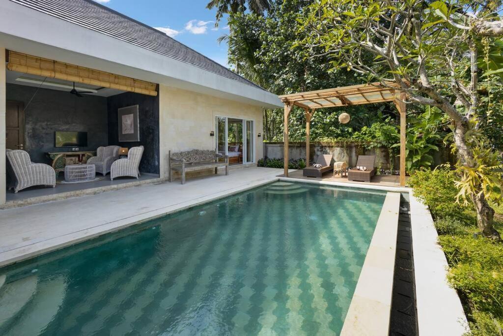 New 4 Bedroom Villa Surrounded By Jungle And Ricefields Ubud Kültér fotó