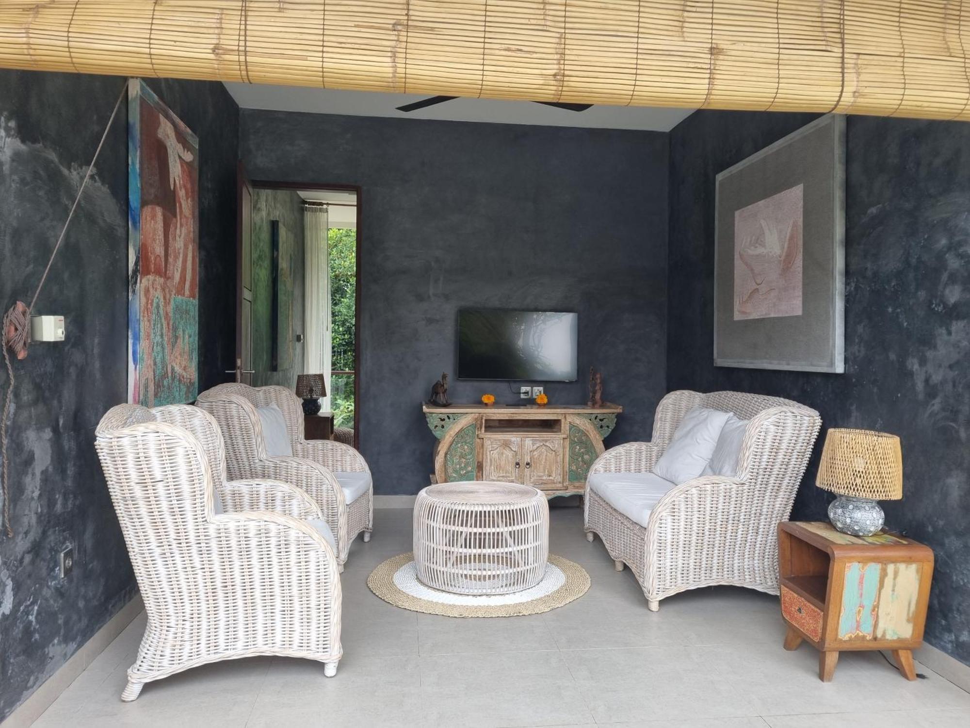 New 4 Bedroom Villa Surrounded By Jungle And Ricefields Ubud Kültér fotó